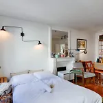 Beautiful Apartment In The 9Th Arr From Paris - Welkeys