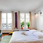 Beautiful Apartment In The 9Th Arr From Paris - Welkeys